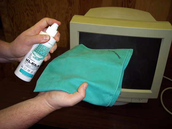 How To Clean A Crt Screen  